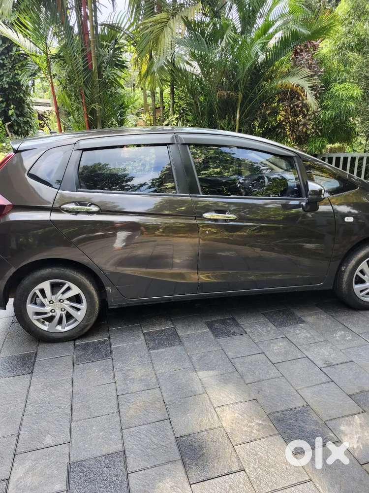 Honda Jazz Petrol Mt 2020
