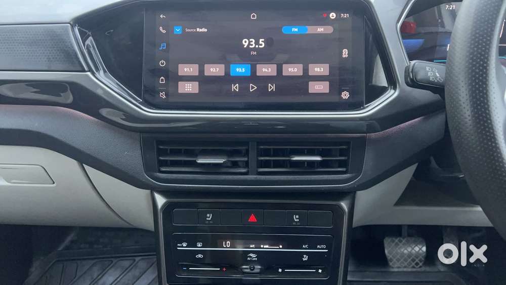 Volkswagen Taigun Topline 1.0 Tsi At (electric Seats), 2022, Petrol