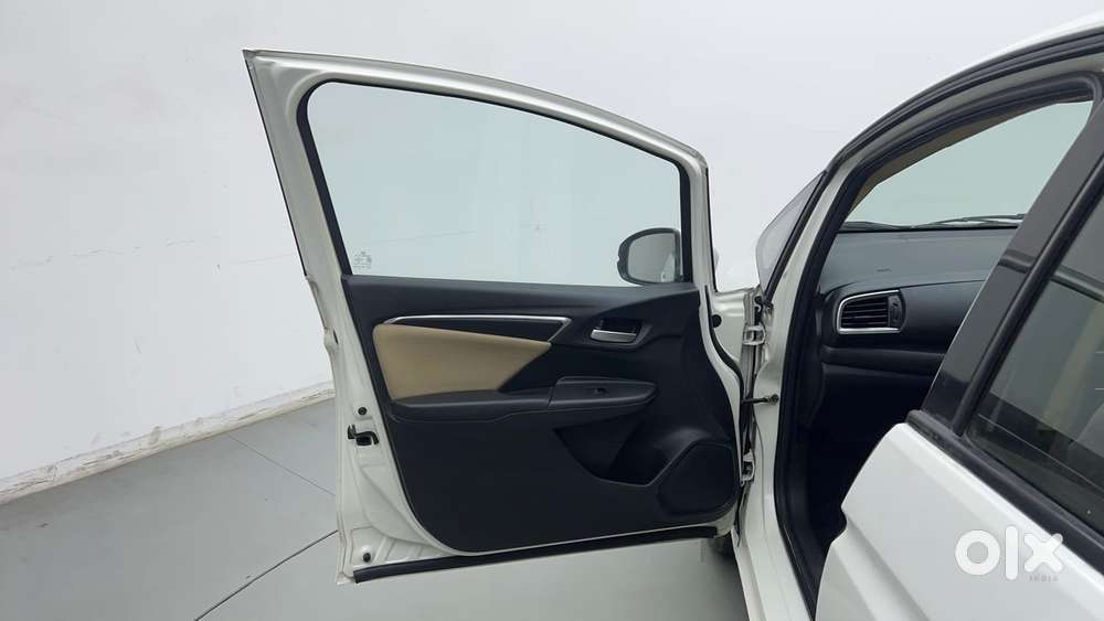 Honda Jazz V At I-vtec, 2015, Petrol