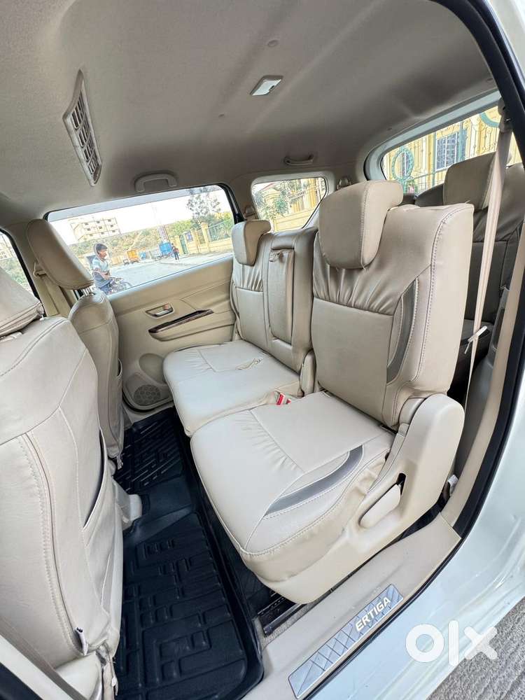 Maruti Suzuki Ertiga Vxi At Petrol, 2021, Petrol