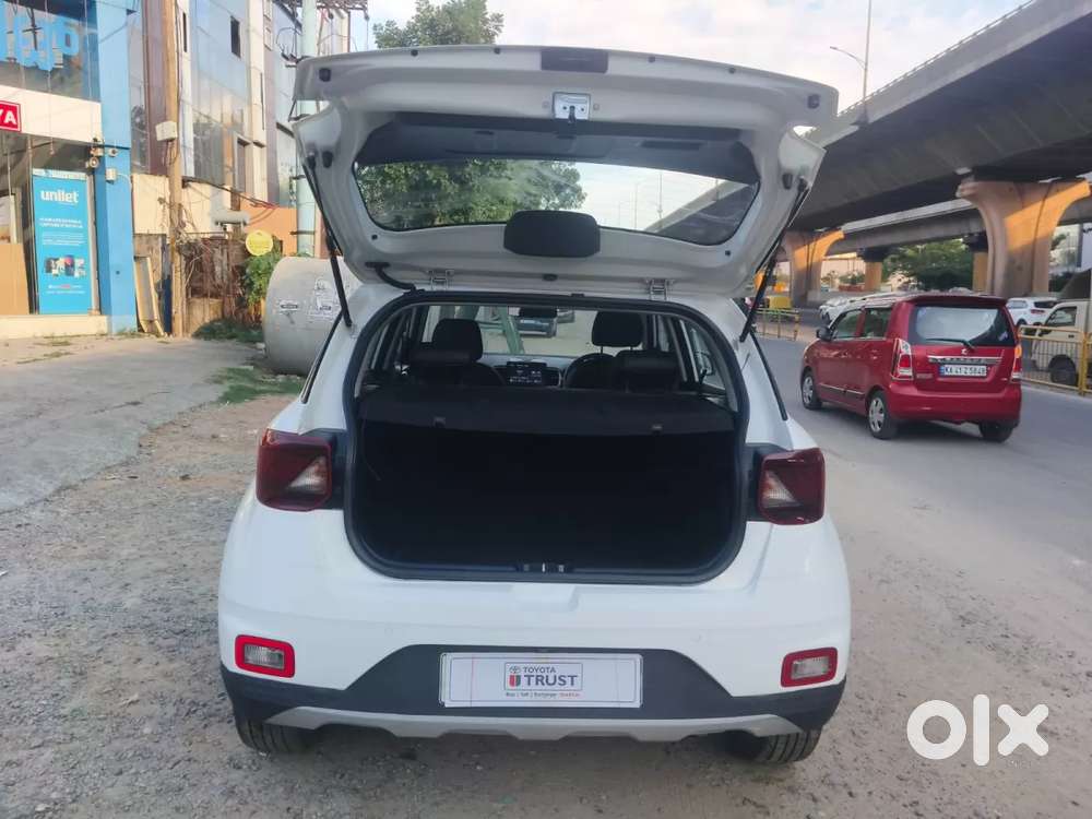 Hyundai Venue Sx Turbo, 2022, Petrol