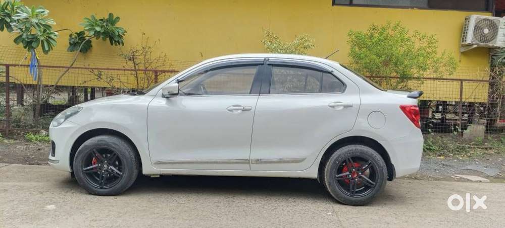 Maruti Suzuki Swift Dzire Amt Zdi, 2017, Diesel