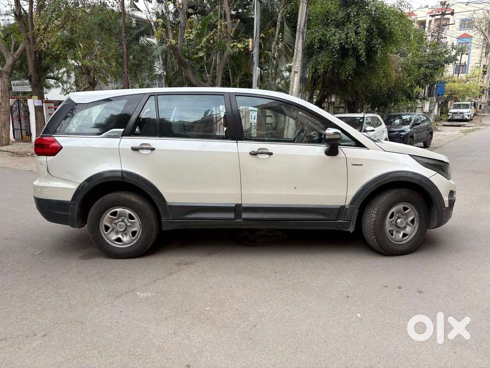 Tata Hexa 2.2 Xe 4x2 7 Str, 2018, Diesel
