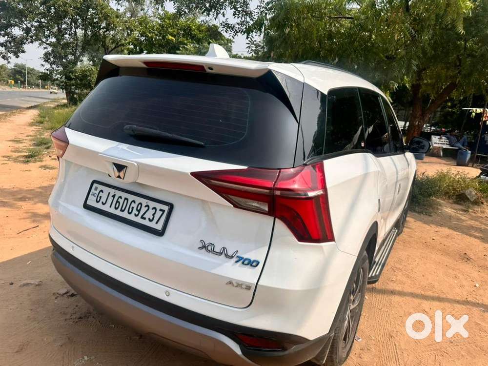 Mahindra Xuv700 2023 Petrol Well Maintained
