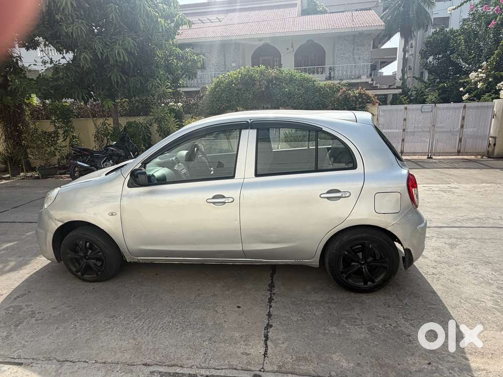 Nissan Micra Active 2015