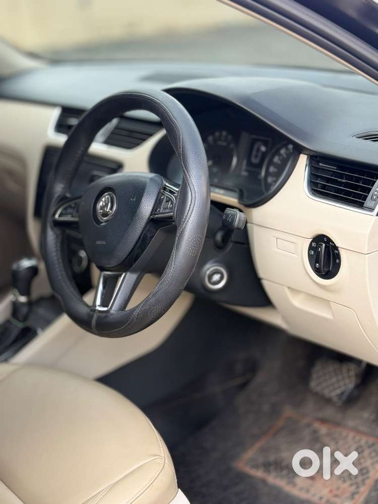 Skoda Octavia Style Plus 2.0 Tdi At, 2015, Diesel