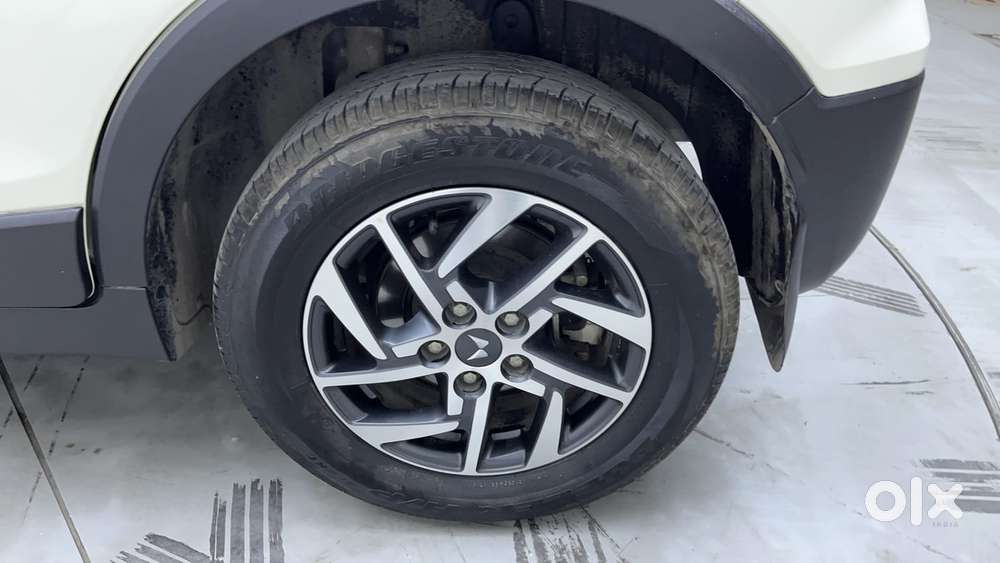 Mahindra Xuv300 W8 Option, 2023, Petrol