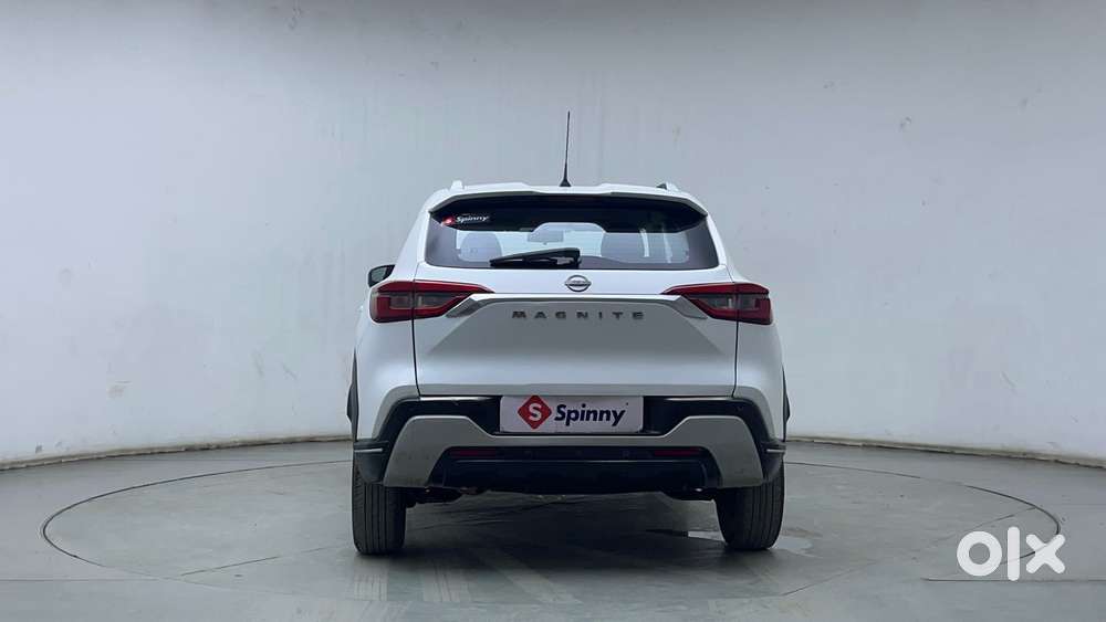 Nissan Magnite 1.0 Xv Executive, 2021, Petrol