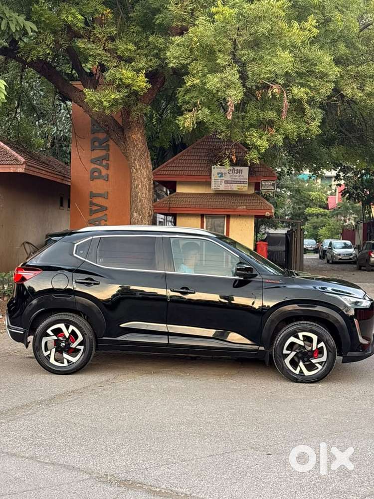 Nissan Magnite, 2022, Petrol