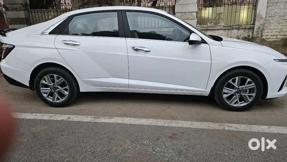 Hyundai New Verna Sx 2025