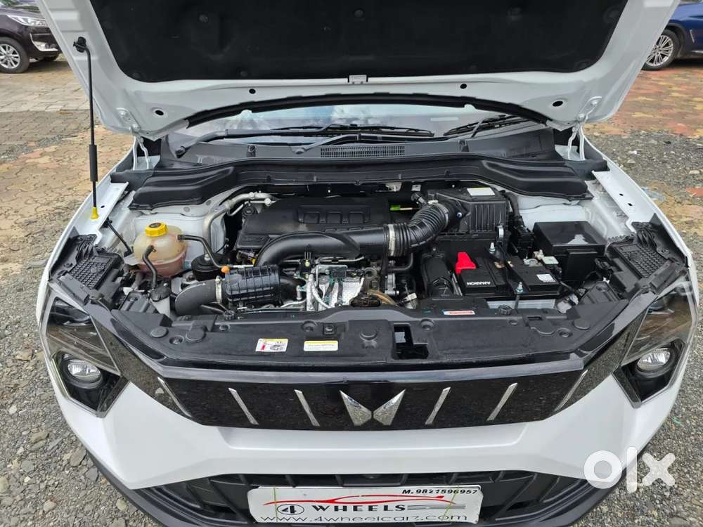 Mahindra Xuv 3xo Ax5l 1.2 Petrol At, 2025, Petrol