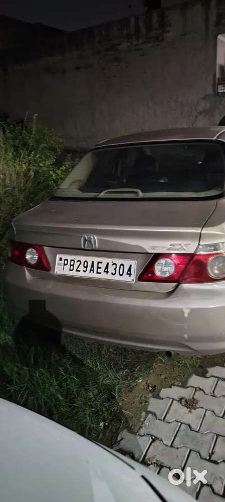 Honda City Zx Automatic 80percent Tyre