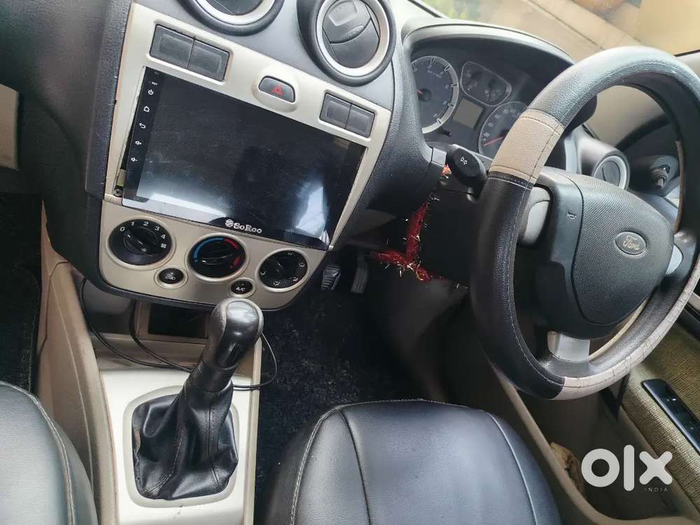 Ford Fiesta Petrol 1600 Cc Engine Luxury Sedan White Color Car