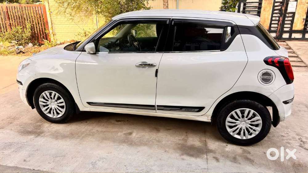 Maruti Suzuki Swift 1.2 Vxi (o), 2022, Petrol