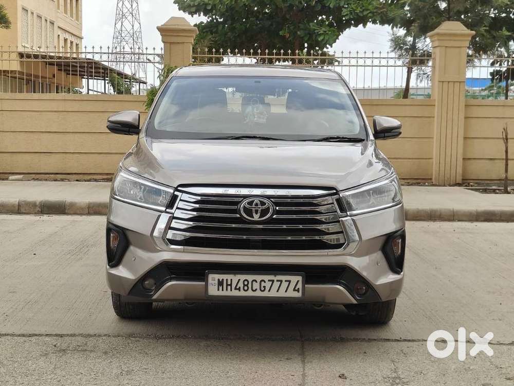 Toyota Innova Crysta [2020-ongoing] 2.4 Gx 8 Str, 2022, Diesel