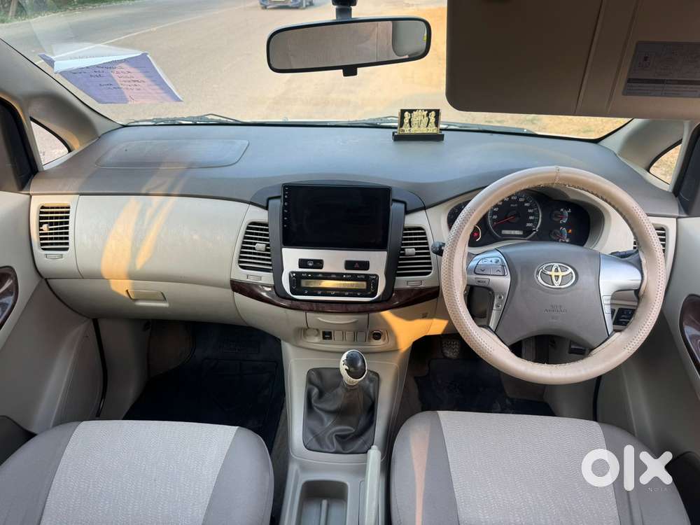 Toyota Innova 2.5 Vx 7 Seater Bs Iv, 2014, Diesel