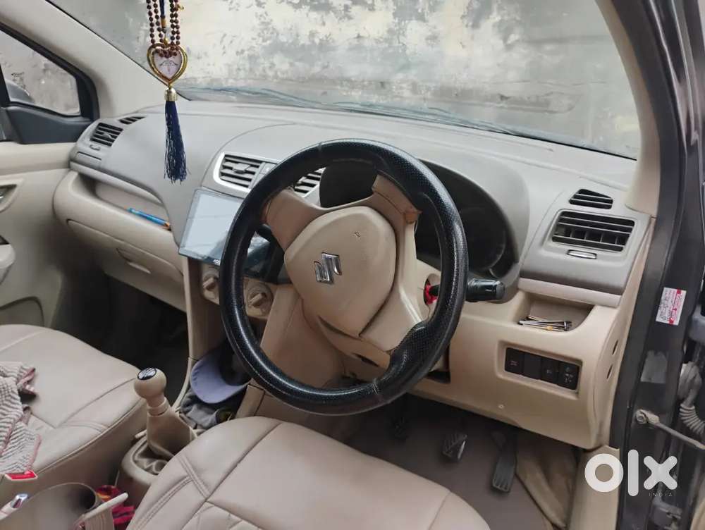 Maruti Suzuki Ertiga 2015 Diesel 210500 Km Driven