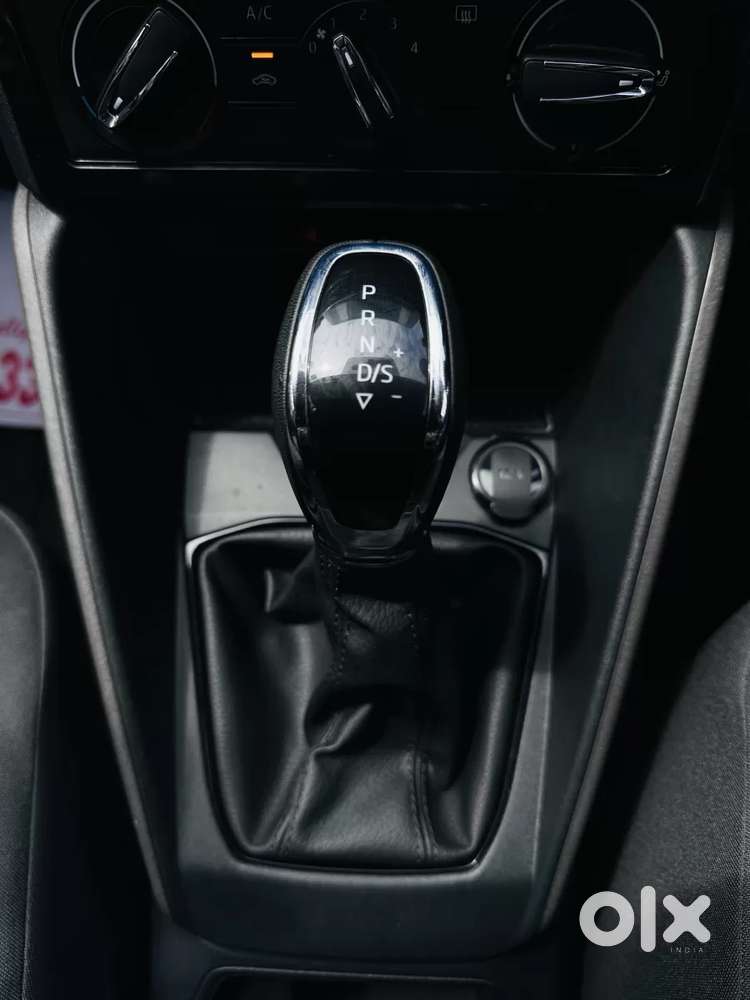 Skoda Kylaq Signature Plus At, 2025, Petrol