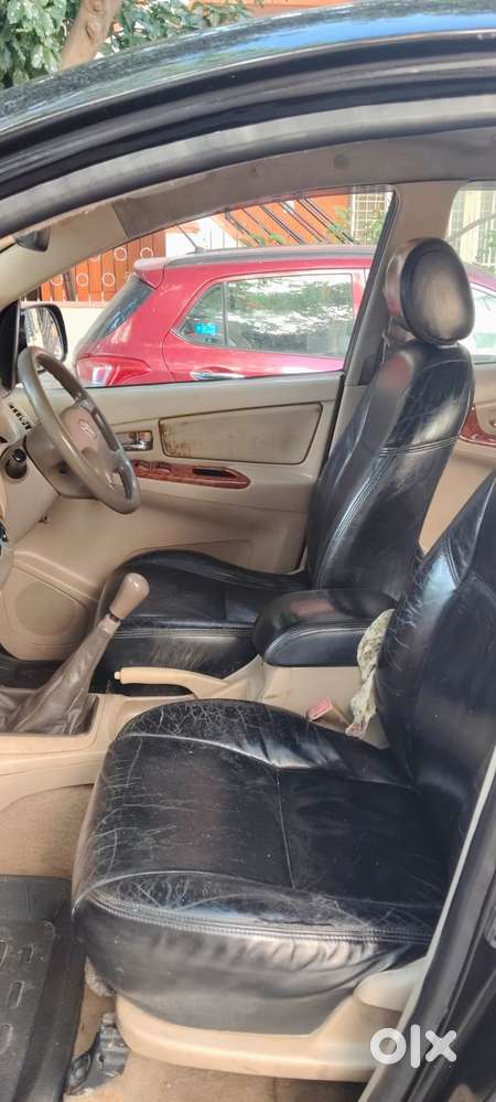 Toyota Innova 2.5 G (diesel) 7 Seater Bs Iv, 2006, Diesel