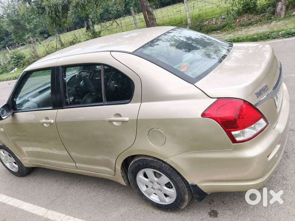 Maruti Suzuki Swift Dzire 1.2 Zxi Bsiv, 2011, Petrol
