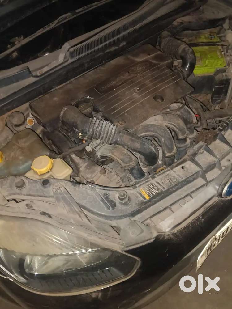 Ford Figo 2012 Petrol 60000 Km Driven