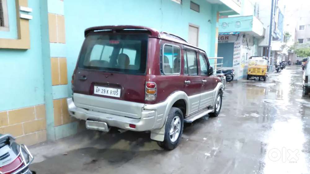 Mahindra Scorpio Classic 2006
