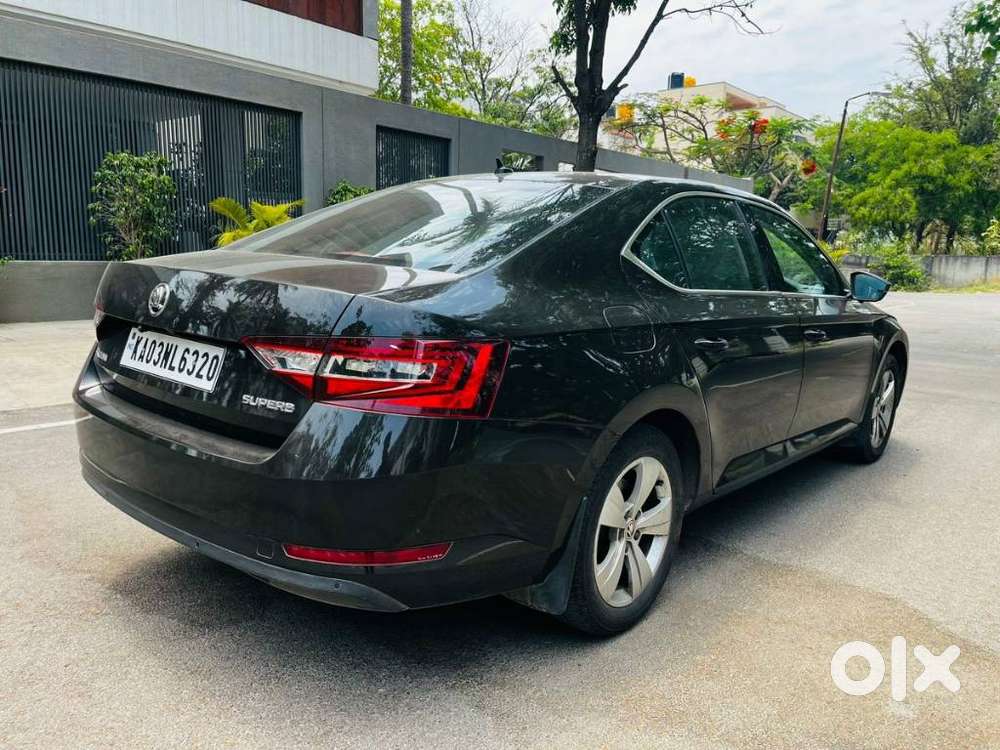 Skoda Superb Style 1.8 Tsi At, 2016, Petrol