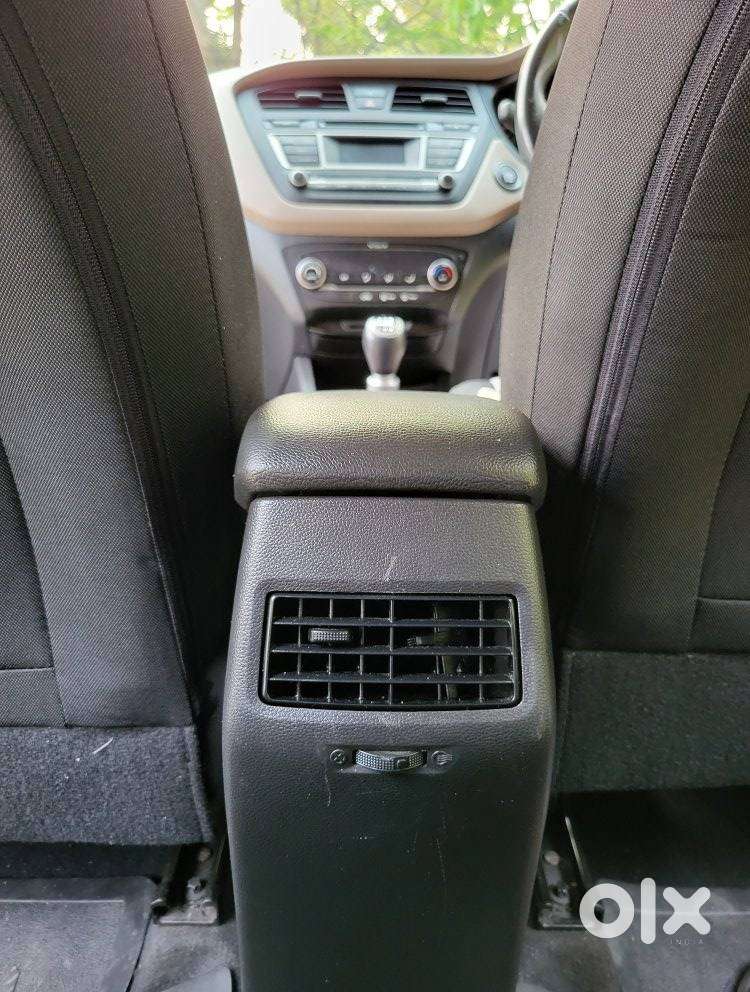 Hyundai Elite I20 Sportz (o) 1.2, 2015, Petrol