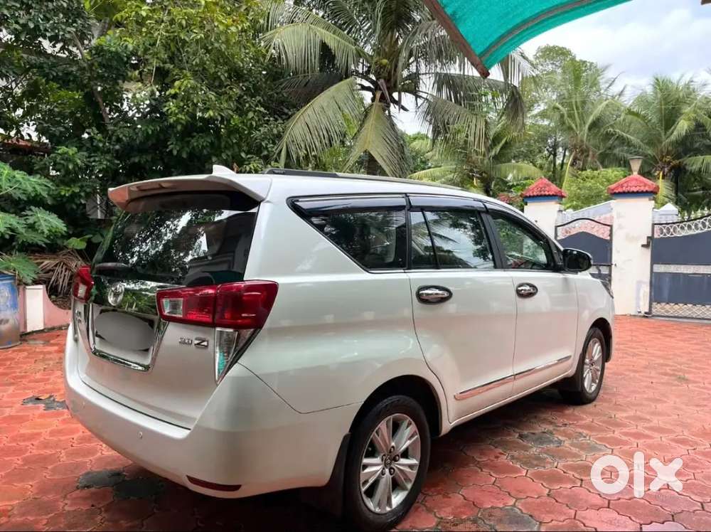 Crysta Z Automatic, Orginal Kerala,well Maintained, Company Service