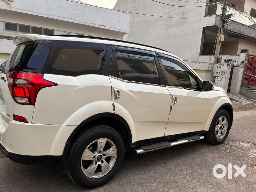 Mahindra Xuv500 2018 Diesel 85000 Km Driven
