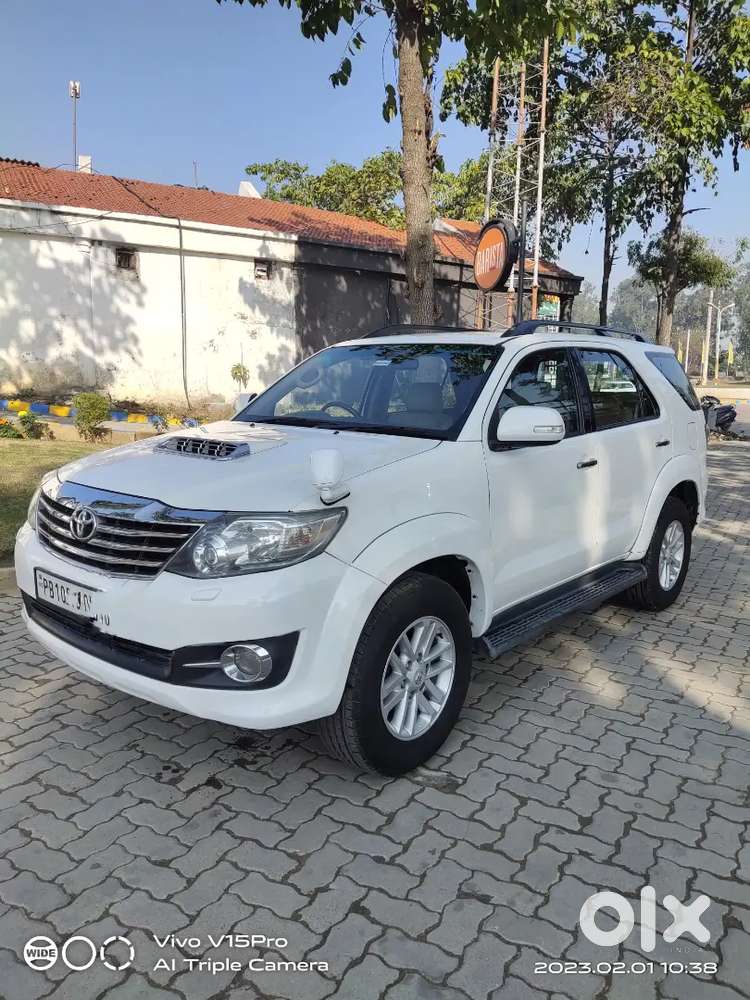 Toyota Fortuner Diesel Manual 2012