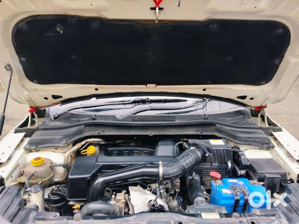 Mahindra Xuv300 W8 Diesel, 2022, Diesel