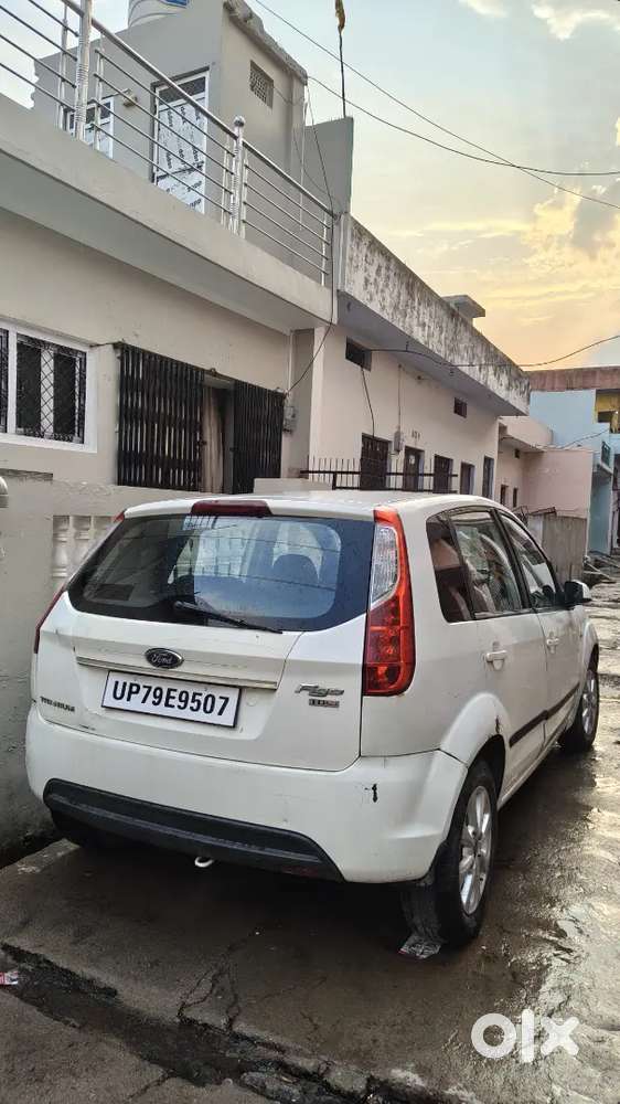 Ford Figo 2012 Diesel 105951 Km Driven