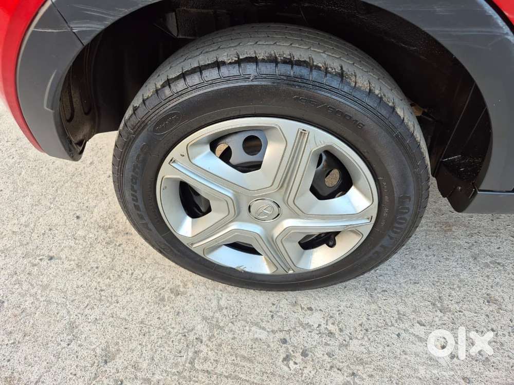 Tata Nexon 1.2 Revotron Xm, 2020, Petrol