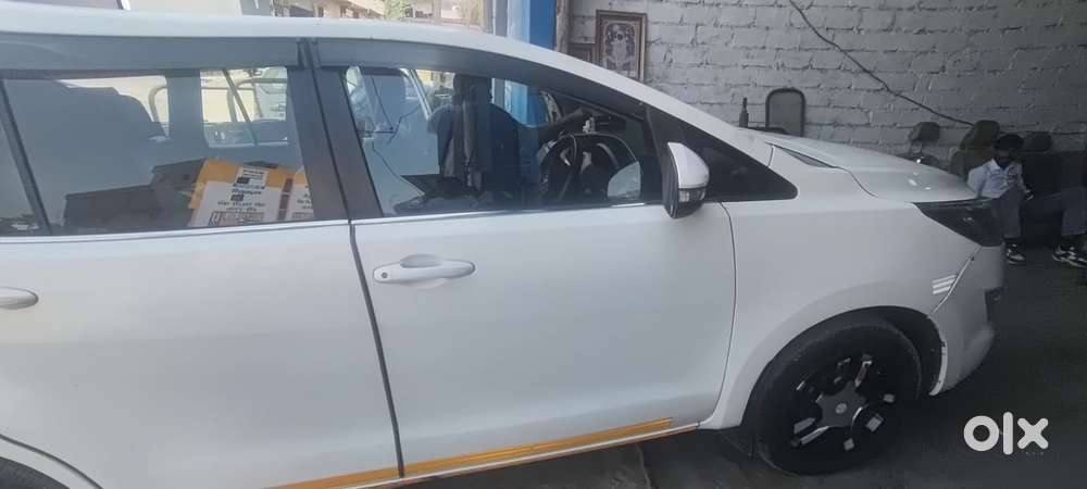 Toyota Innova Crysta 2019