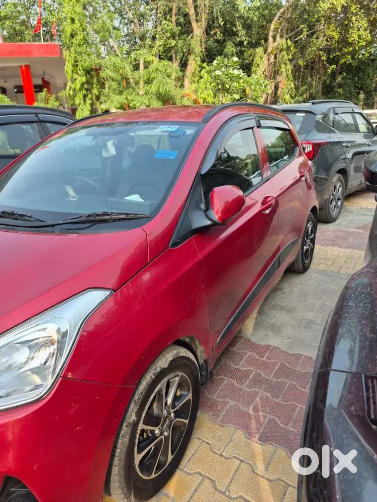 Hyundai Grand I10 Sportz Automatic (2018)  Only 48,000 Km  Delhi Reg
