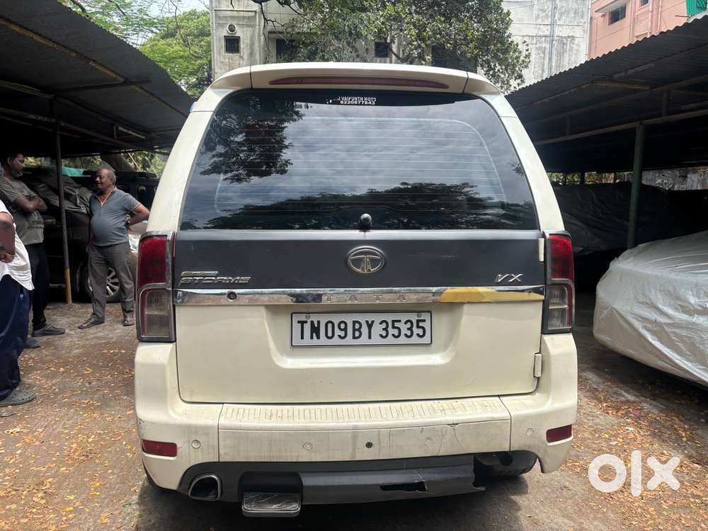 Tata Safari Storme 2014
