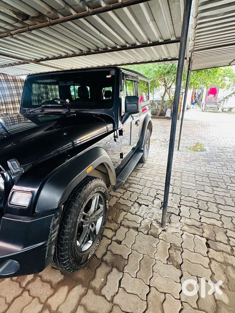 Mahindra Thar Petrol 2023