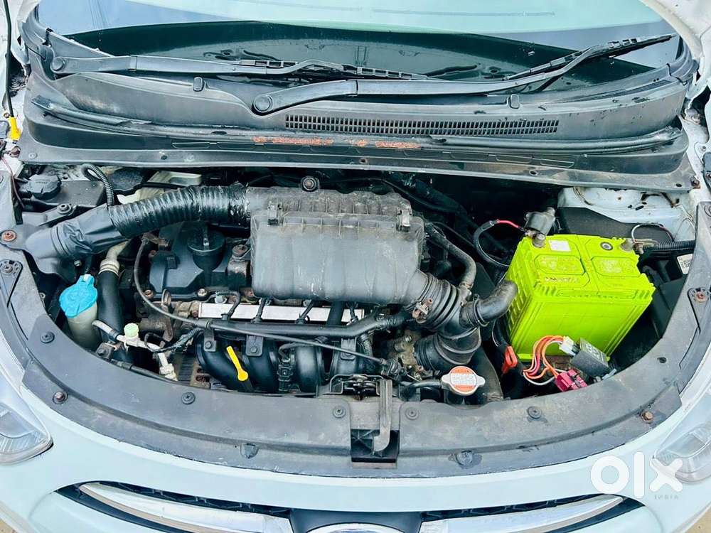 Hyundai I10 Sportz At, 2012, Petrol