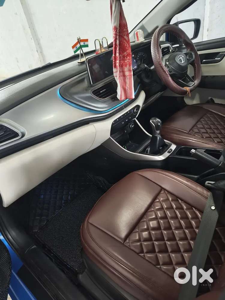 Tata Altroz 2023 Petrol 12000 Km Driven
