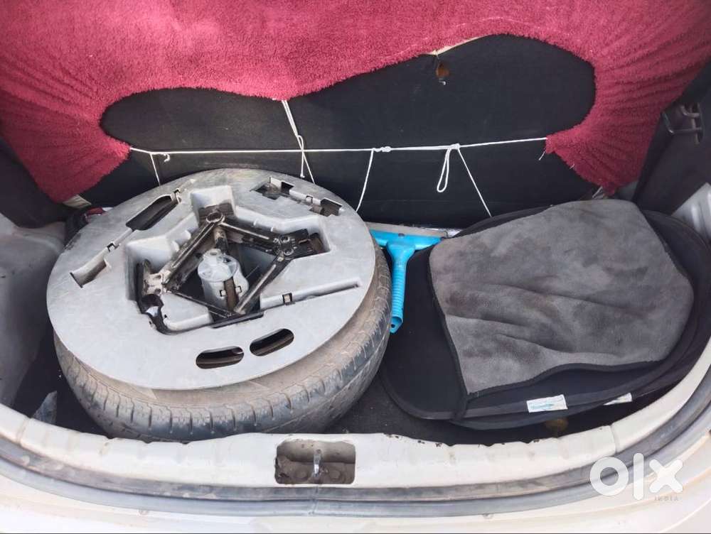 Very Good Condition Eon Car 2013 Model