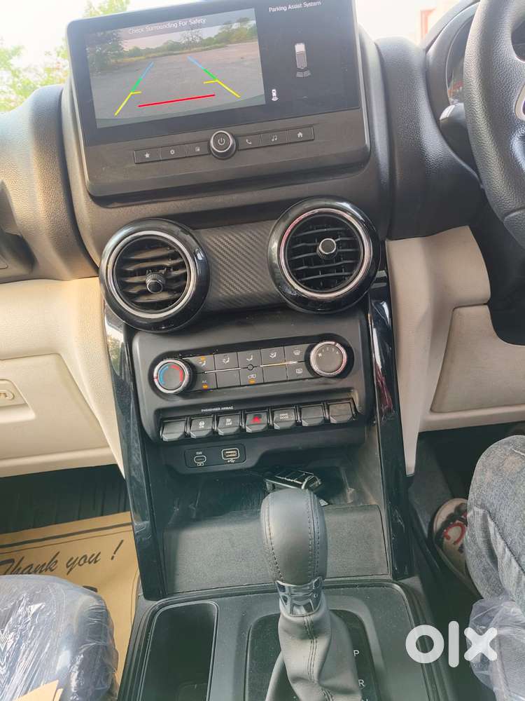 Mahindra Thar Roxx Mx3 Petrol At 2wd, 2025, Petrol