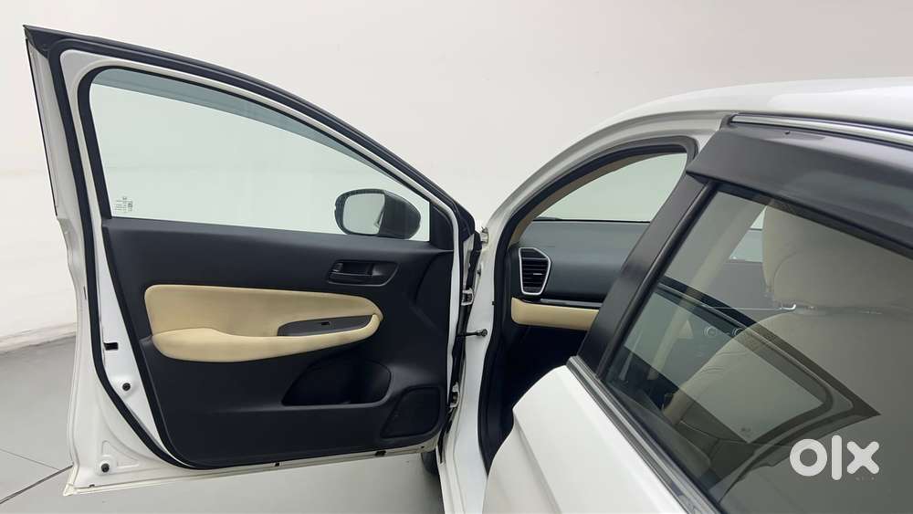 Honda City I-vtec V, 2022, Petrol
