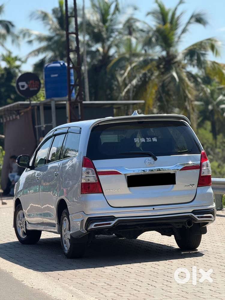Toyota Innova 2005 Diesel Well Maintained