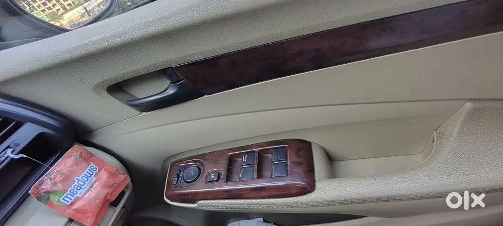 Automatic 2013 Super Class Condition Full Insurance 1 Party