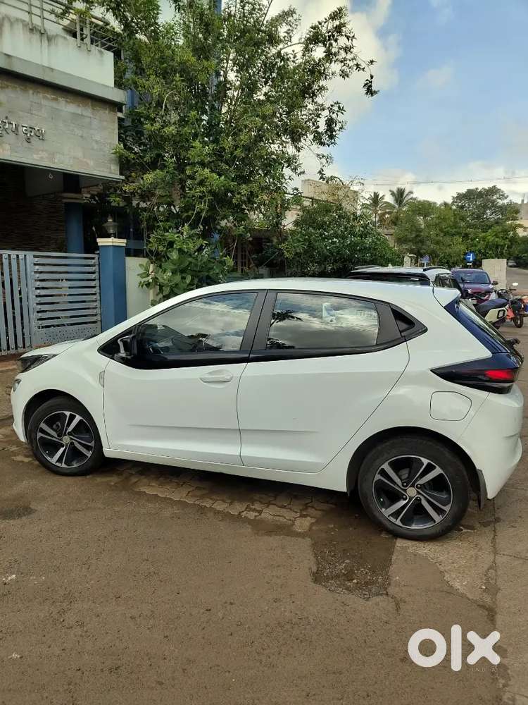 Tata Altroz Diesel 2020 Manual  Excellent Condition  77k Kms  White