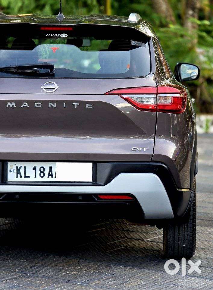 Nissan Magnite 1.0 Xv Premium Turbo Cvt, 2021