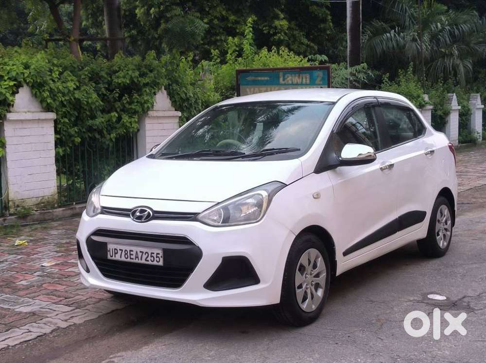 Hyundai Xcent 1.2l Kappa Dual Vtvt 5-speed Manual Base, 2015, Petrol