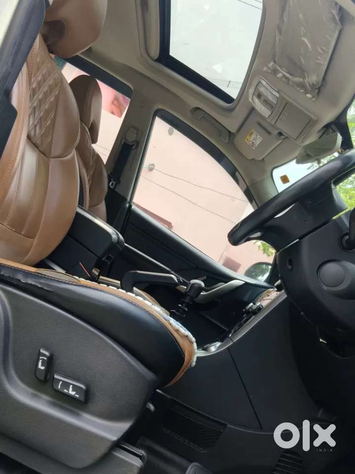 Mahindra Xuv500 W11 Option Awd, 2021, Diesel
