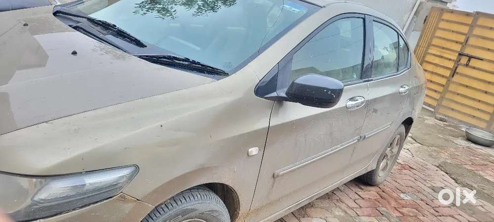 Honda City 2010 Petrol Well Maintained Cng Installed